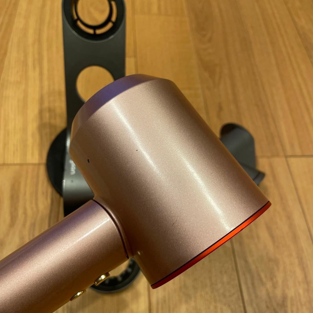 【限定カラー】ダイソン dysonドライヤー hd08 スタンド付き