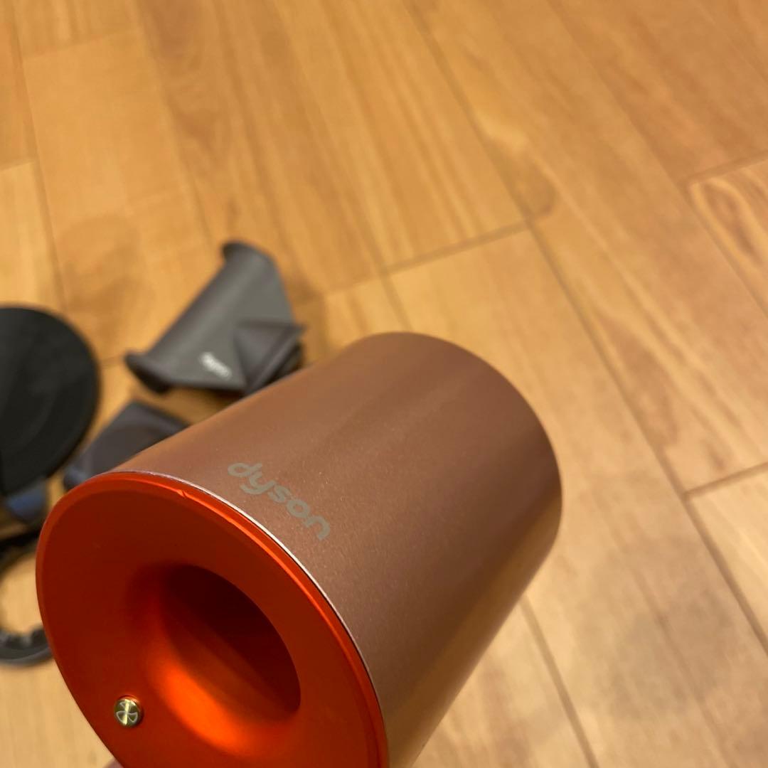【限定カラー】ダイソン dysonドライヤー hd08 スタンド付き