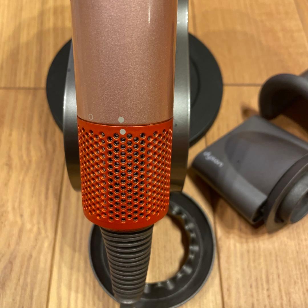 【限定カラー】ダイソン dysonドライヤー hd08 スタンド付き