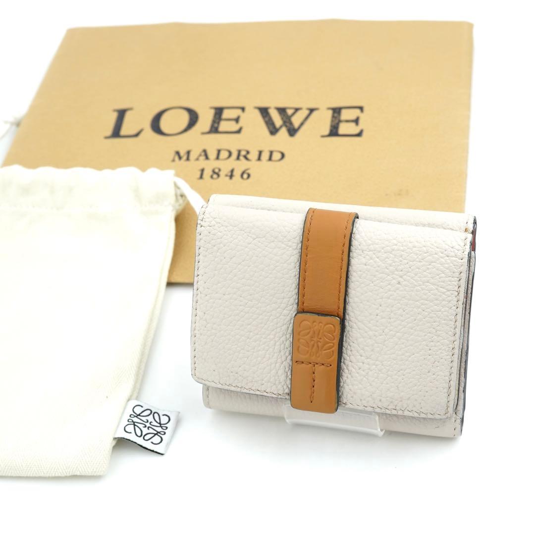 ✨未使用展示品✨　LOEWE ミニ財布　バーティカル　アナグラム　アマソナ