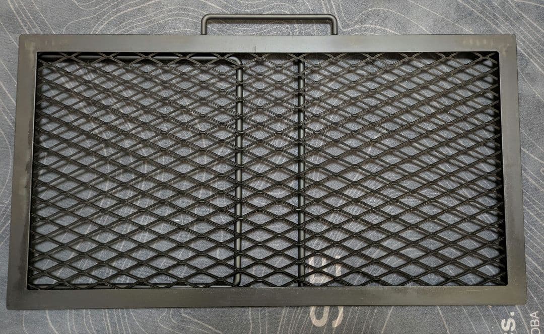 サンゾー工務店　アイアンテーブル、アイアンスキン