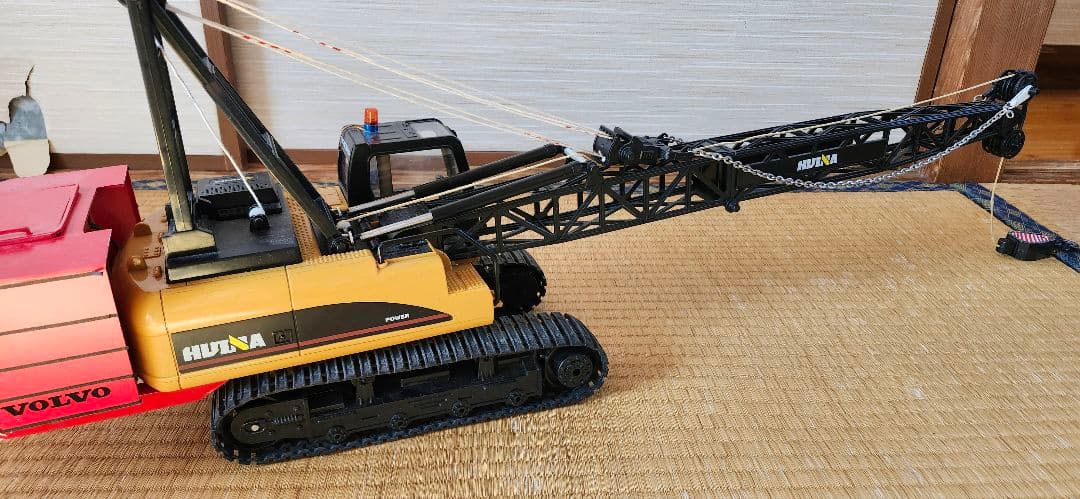 ラジコン　HUINAクレーン