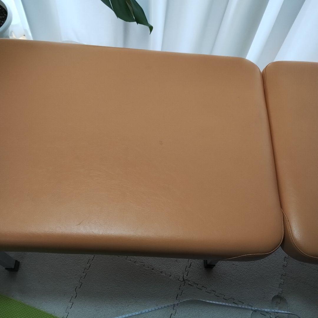 治療ベッド 施術ベッド 整体　マッサージ