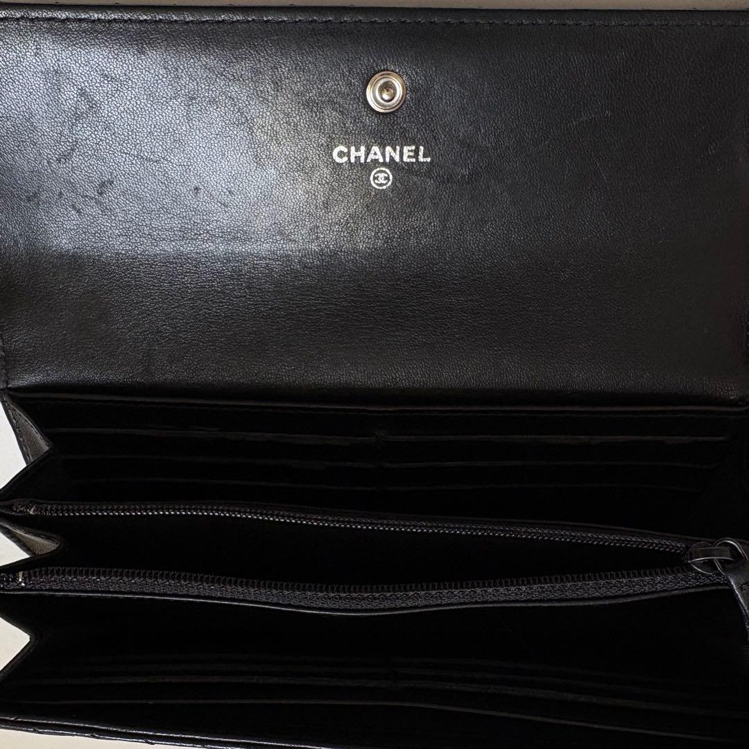 CHANEL シャネル レザー Ｖステッチ ⻑財布 ブラック ソーブラック