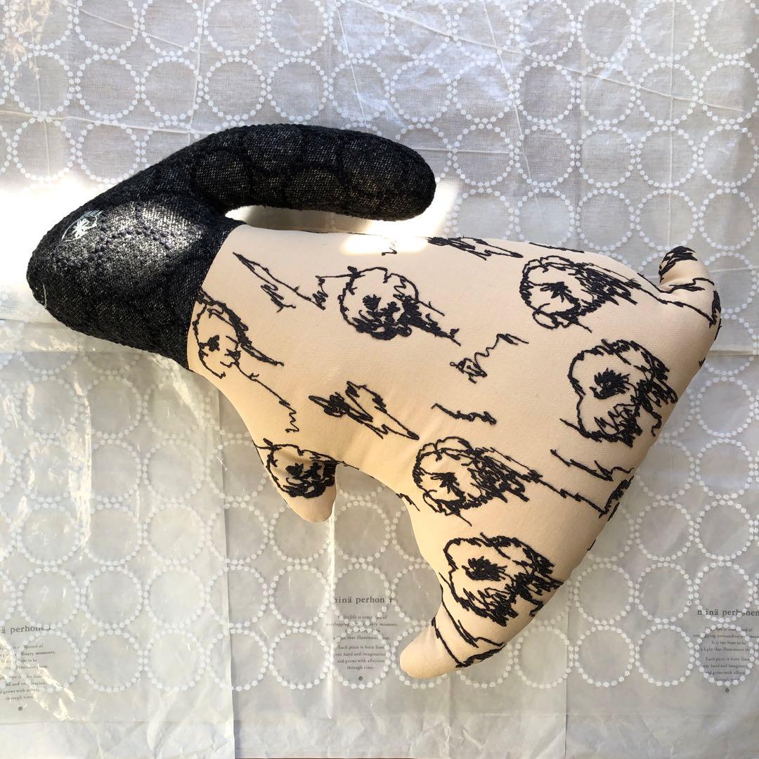 ミナペルホネン うさぎクッション　flow タンバリン