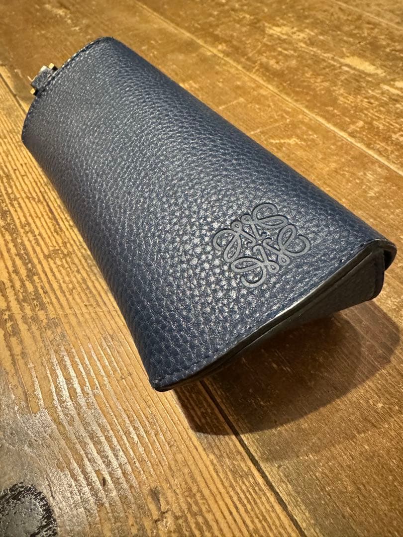 【未使用品】LOEWE ゴールド レザー ラウンドサングラス