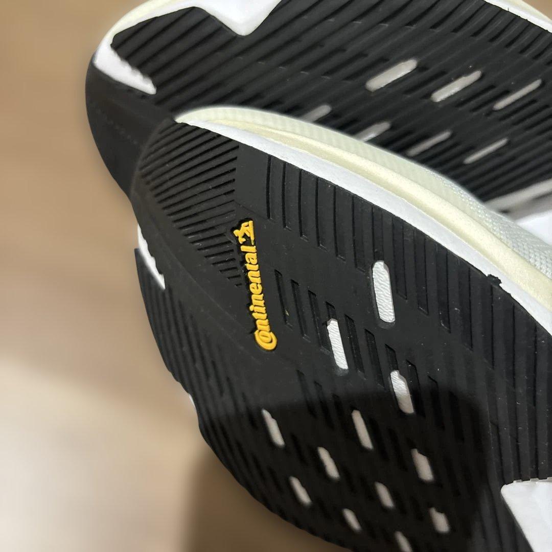 adidas ADIZERO Boston12 wスニーカー 24.5 新品