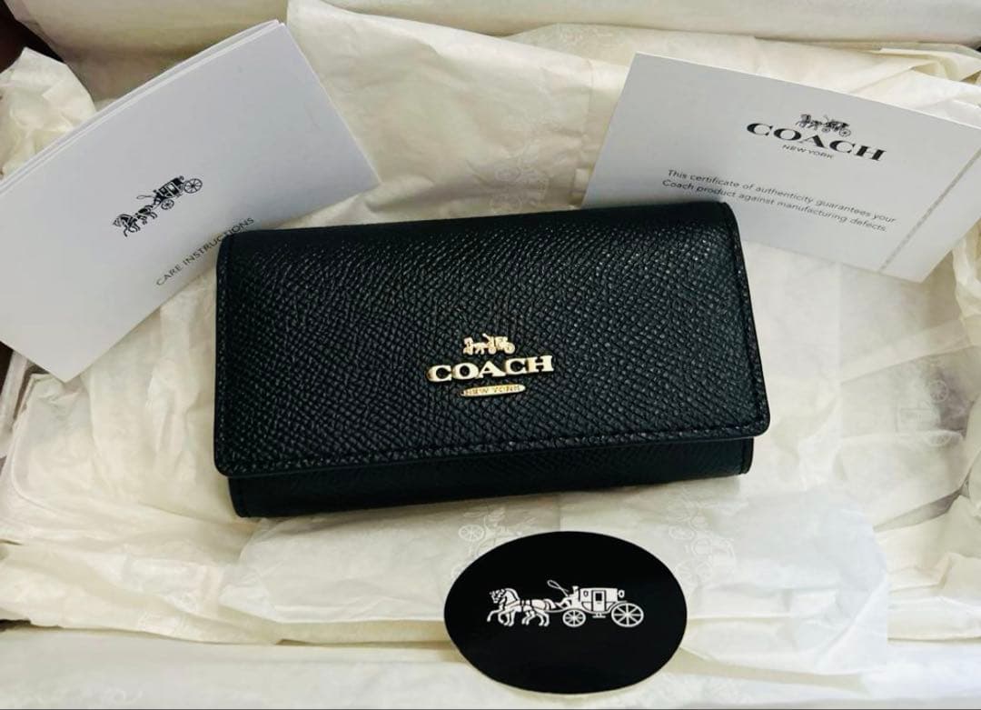 コーチキーケース