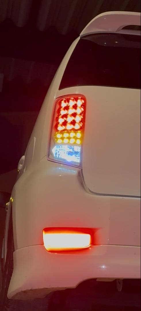 ルミオン テールランプ　白　サンダーテール　LED リフレクター　エムブロ