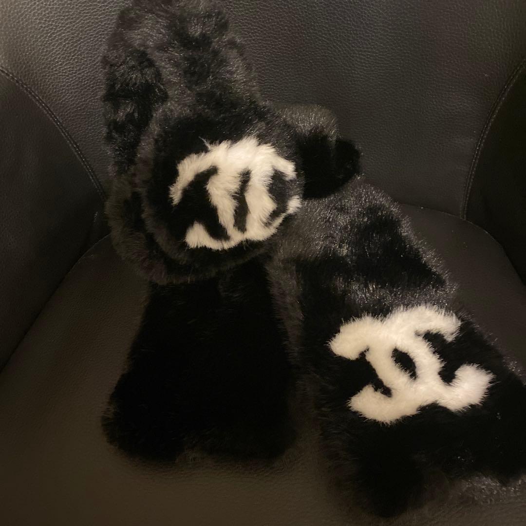 CHANELもふもふマフラー イヤーマフ 可愛いお揃い ブラック ノベルティ