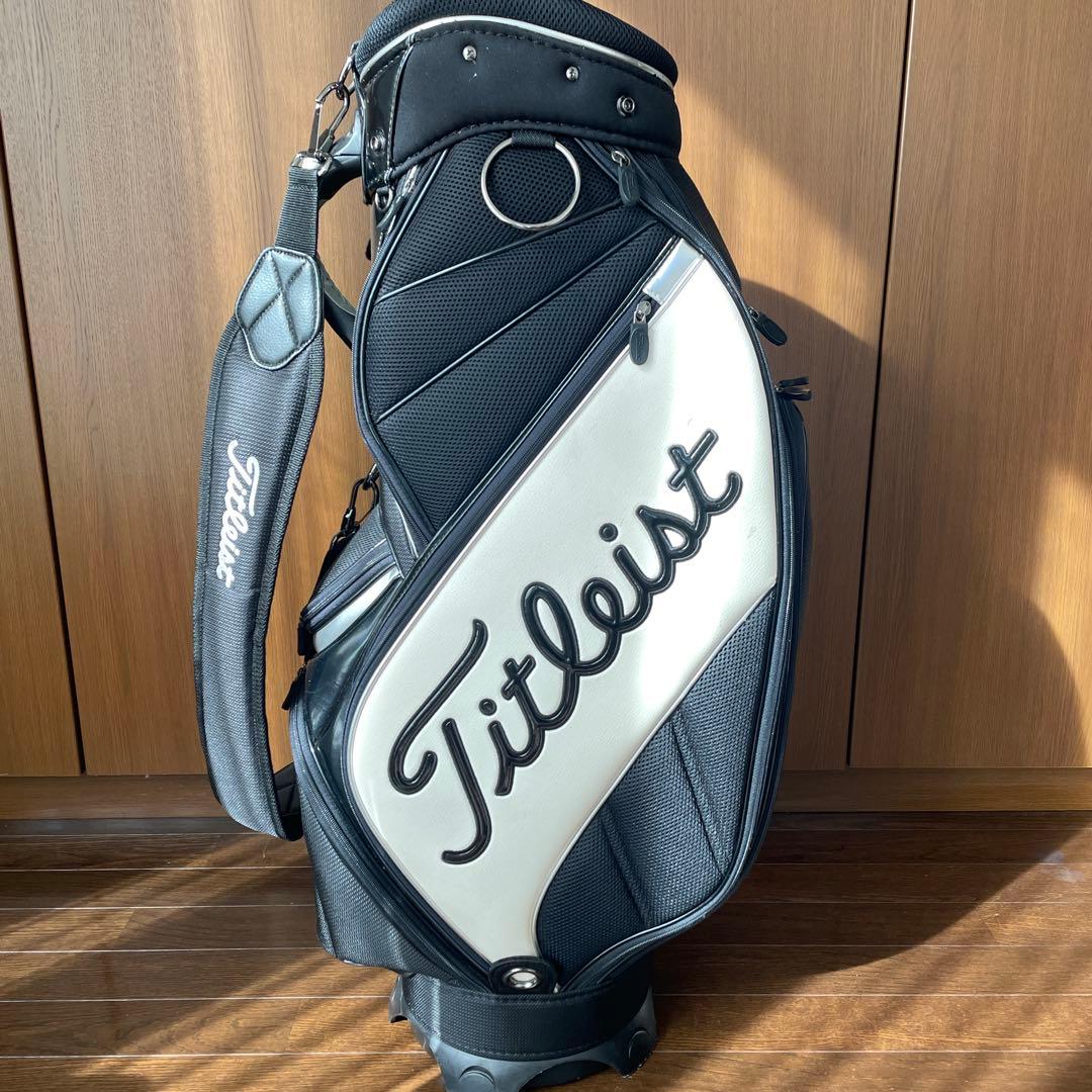 【タイトリスト定番カラー】Titleist キャディバッグ 黒白 そこそこ美品！