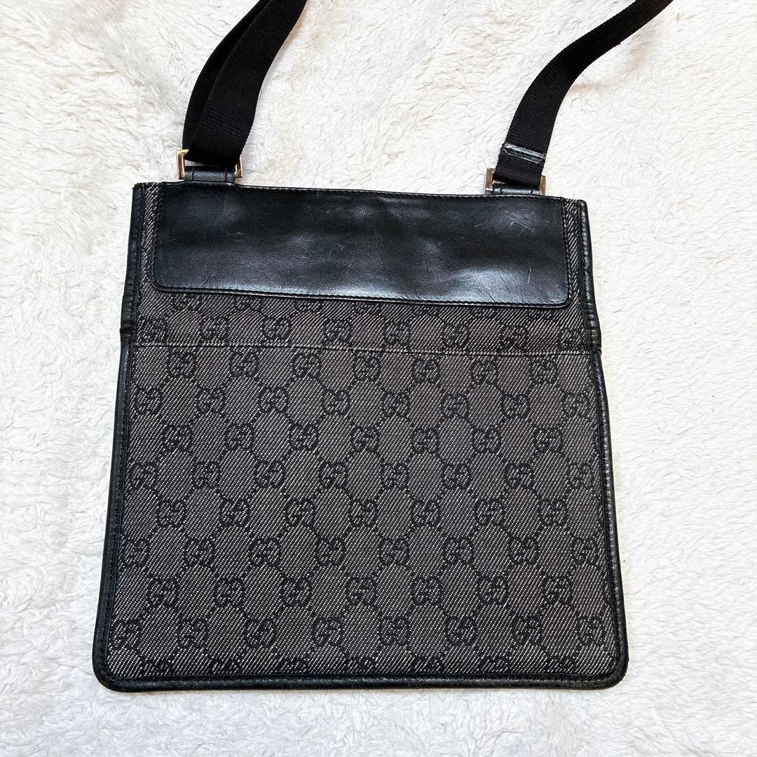 グッチ　サコッシュ　ショルダーバッグ　ナイロン　レザー　黒