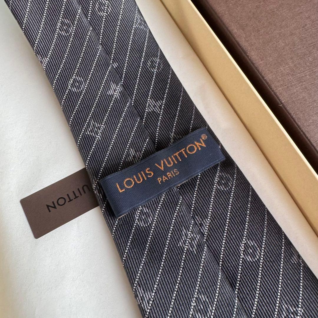 最高級 ルイヴィトン ネクタイ モノグラム インターレース グレー ガンメタ