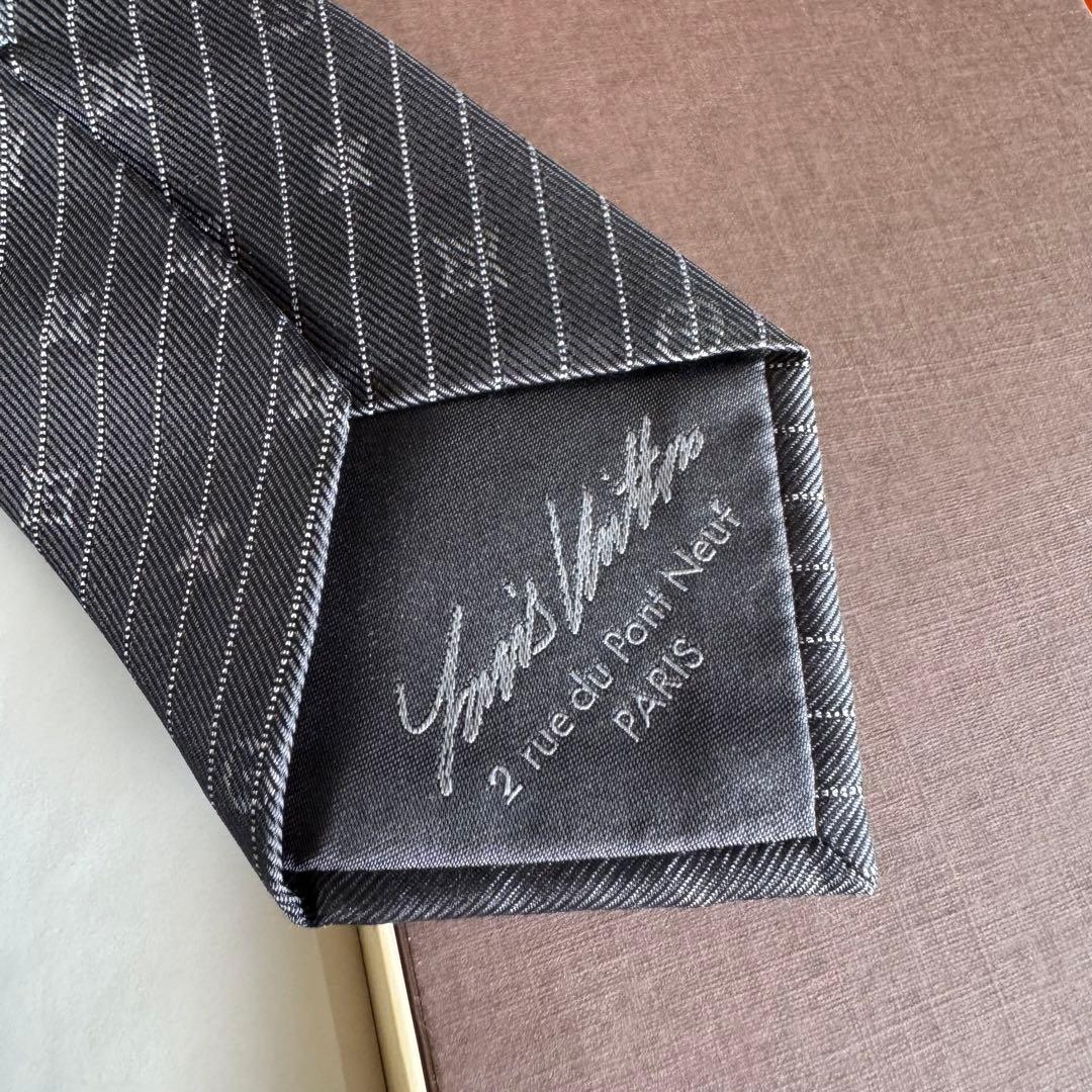 最高級 ルイヴィトン ネクタイ モノグラム インターレース グレー ガンメタ