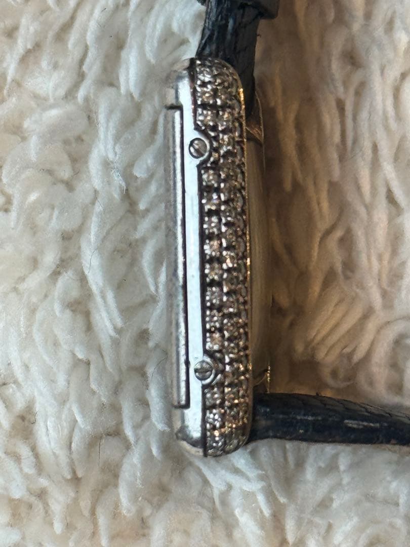 Cartierカルティエタンク 手巻きアフターダイヤ黒文字盤 レディース