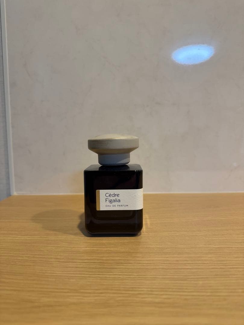 ATELIER MATERI アトリエマテリ　Cèdre Figalia香水