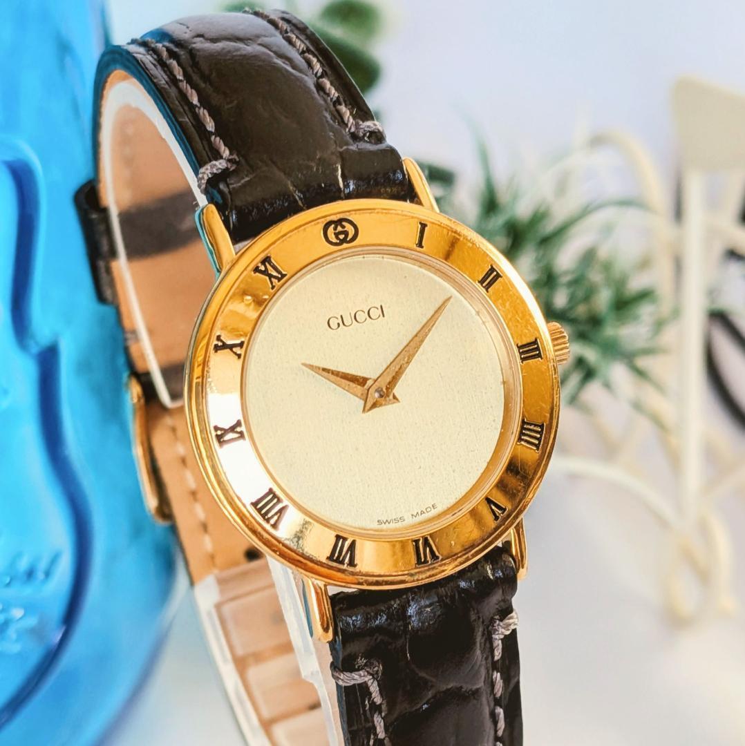 良品 GUCCI レディース腕時計ゴールド＆ブラック3000.2.L ゴージャス