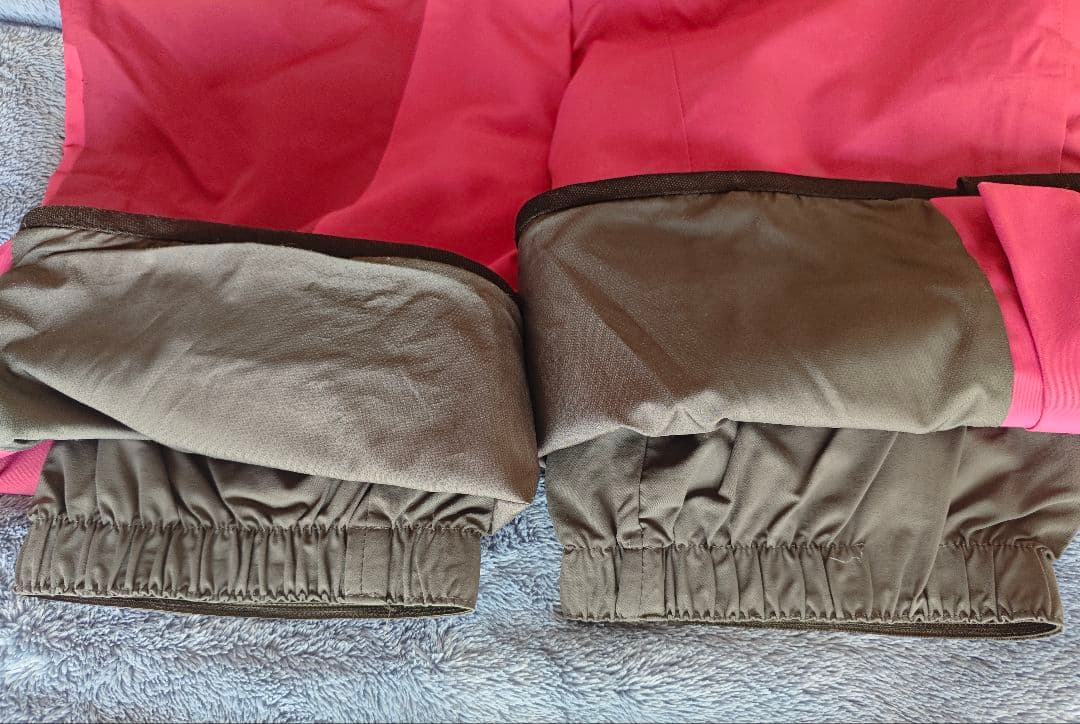 NORRØNA GORE-TEX スノーウエアジャケットとパンツのセット