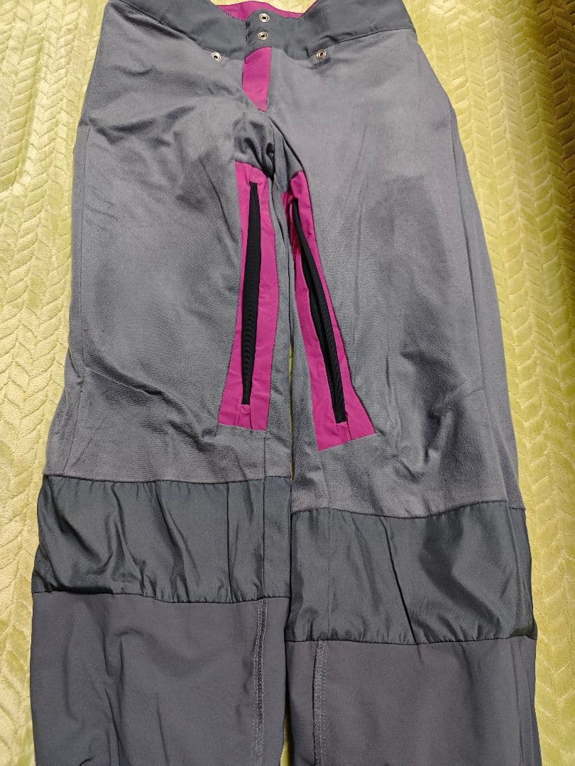 NORRØNA GORE-TEX スノーウエアジャケットとパンツのセット