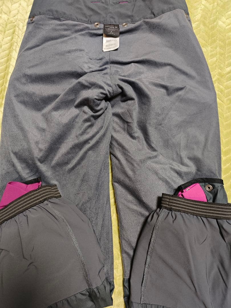 NORRØNA GORE-TEX スノーウエアジャケットとパンツのセット