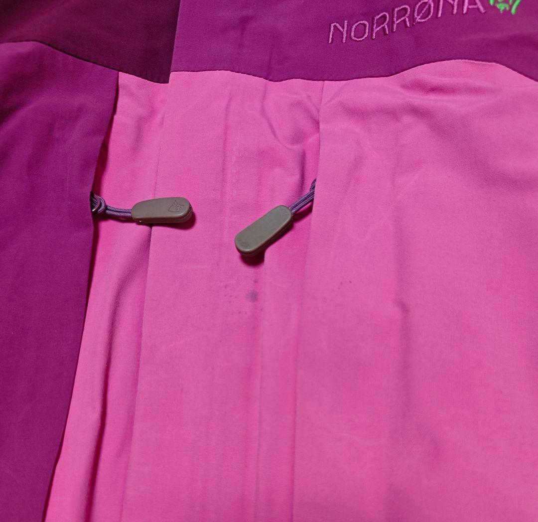 NORRØNA GORE-TEX スノーウエアジャケットとパンツのセット