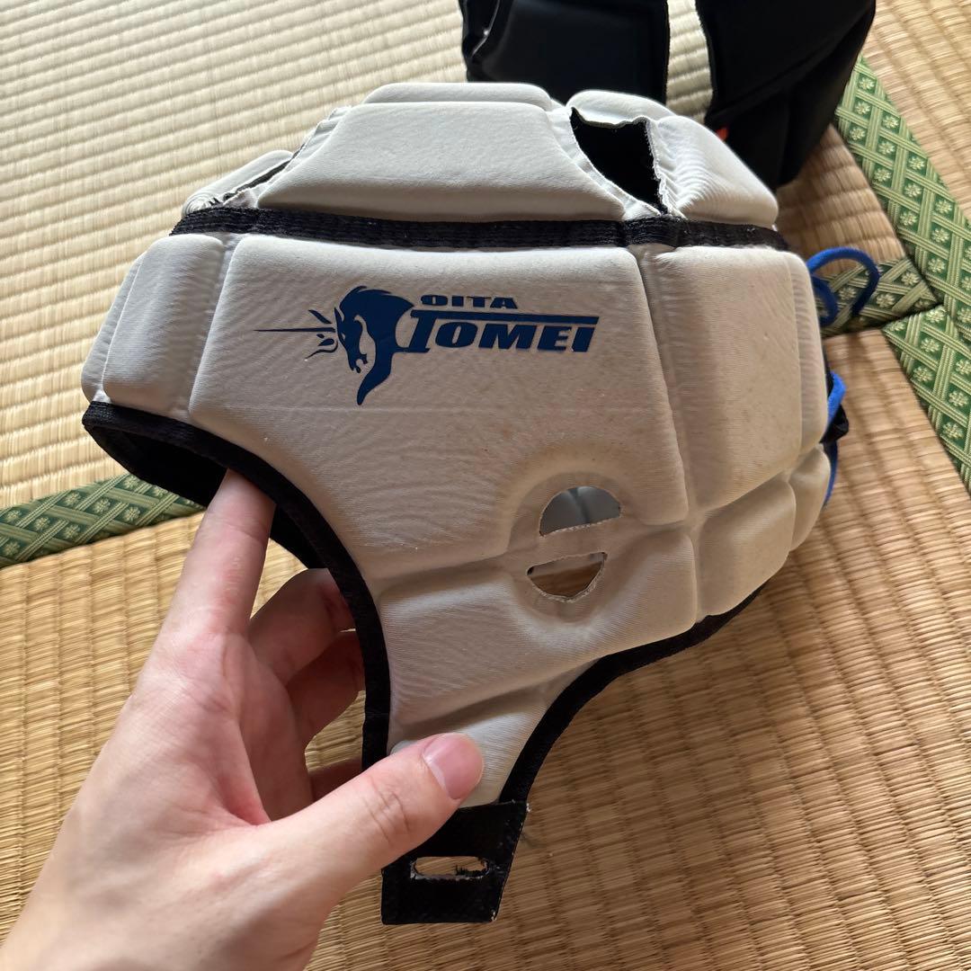 ラグビーセット売り（肩パット、短パン、ユニフォーム、ソックス、ヤッケ、ヘッキャ）