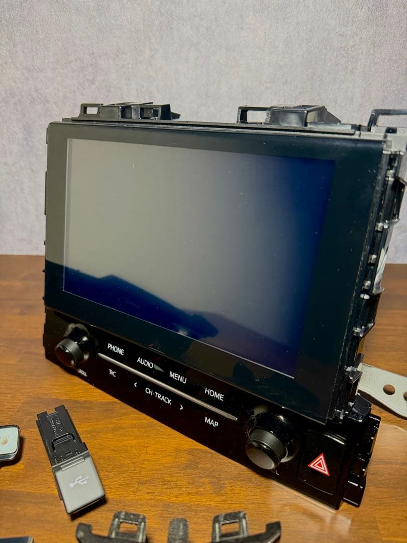 新車外し アルファード30系後期 ディスプレイオーディオ他