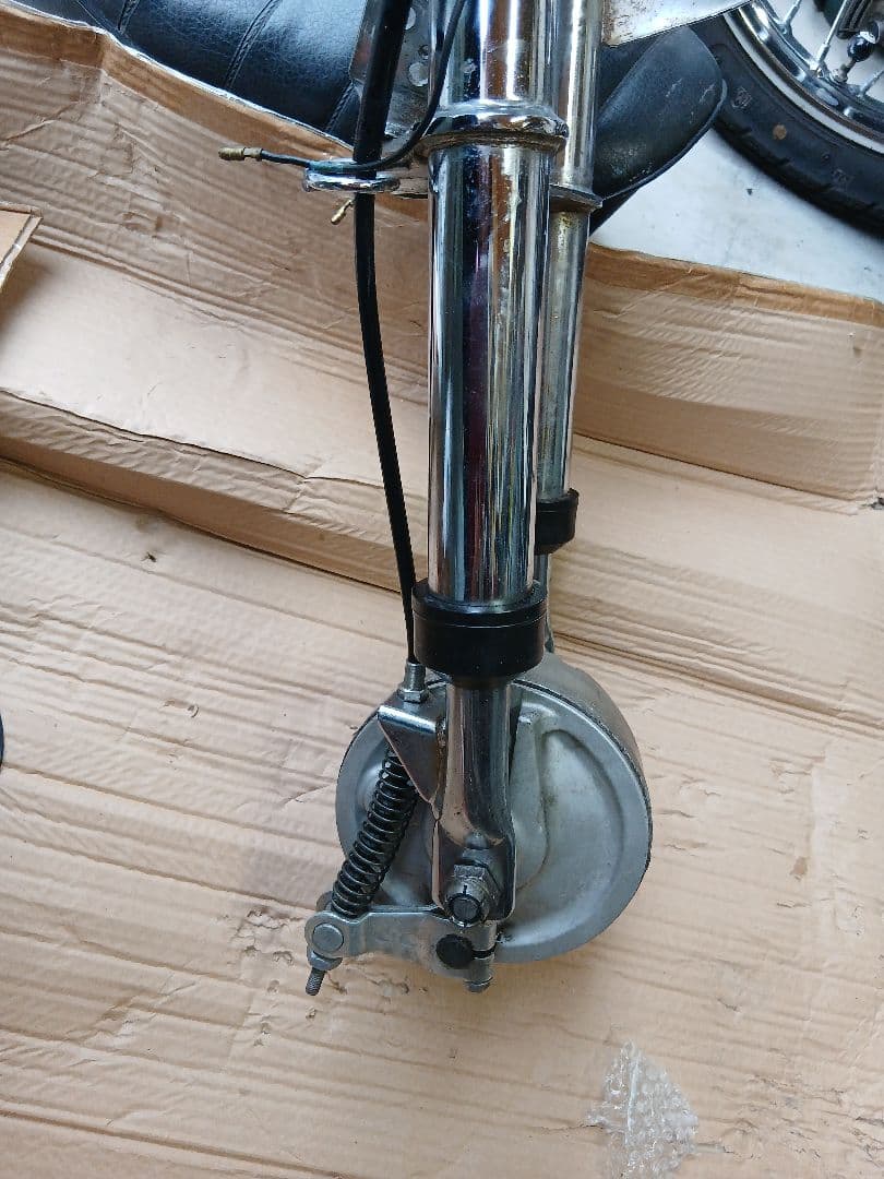 モンキーゴリラフロントフォークローダウン