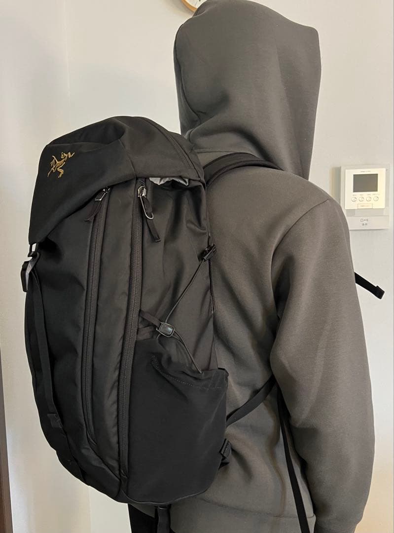 【ARC'TERYX】 アークテリクス マンティス20 黒　廃盤品