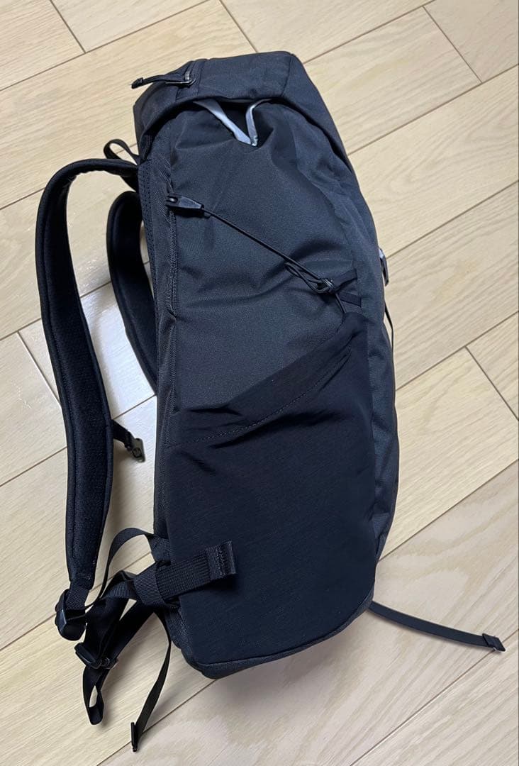 【ARC'TERYX】 アークテリクス マンティス20 黒　廃盤品