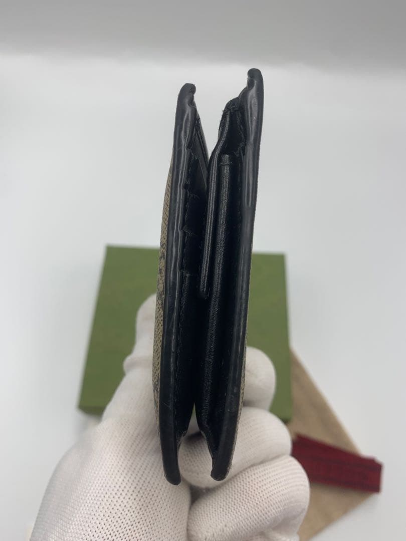 グッチGUCCI GGスプリーム キングスネーク 二つ折り 財布 蛇 P55