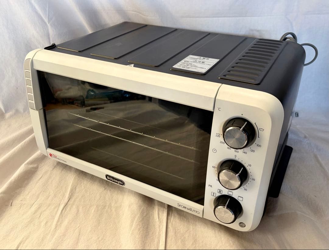 ② デロンギ EO12562J コンベクションオーブン ピザストーン付
