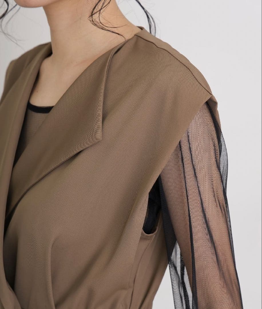 オールインワン　スタンドアウトカラー　パンツドレス　お呼ばれ　結婚式