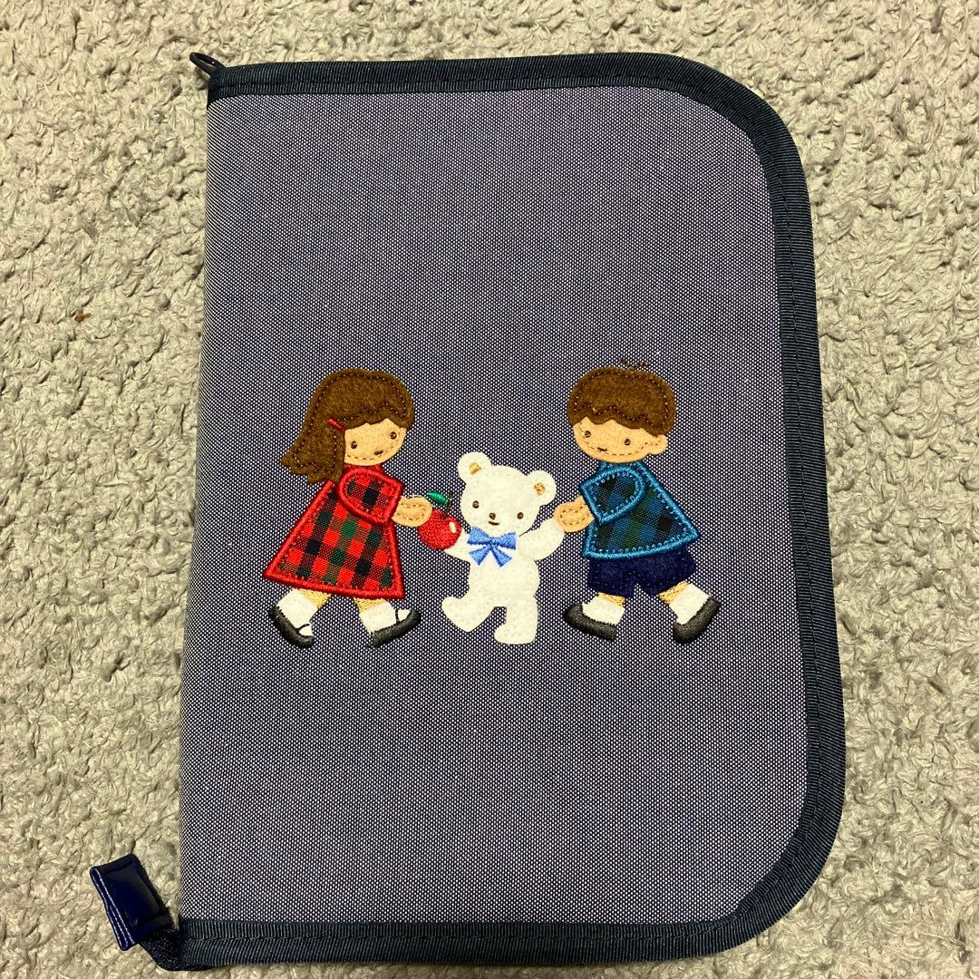 ♡新品未使用！ファミリアマルチケース♡