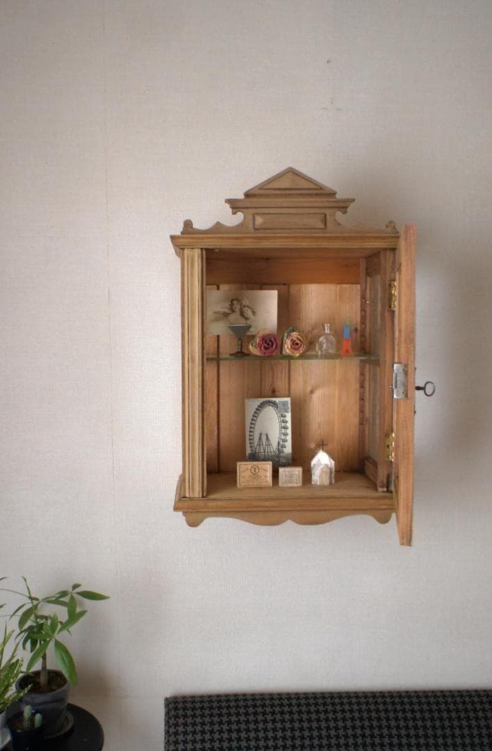 フランスアンティーク　飾り棚　キャビネット　ガラスケース　PARIS