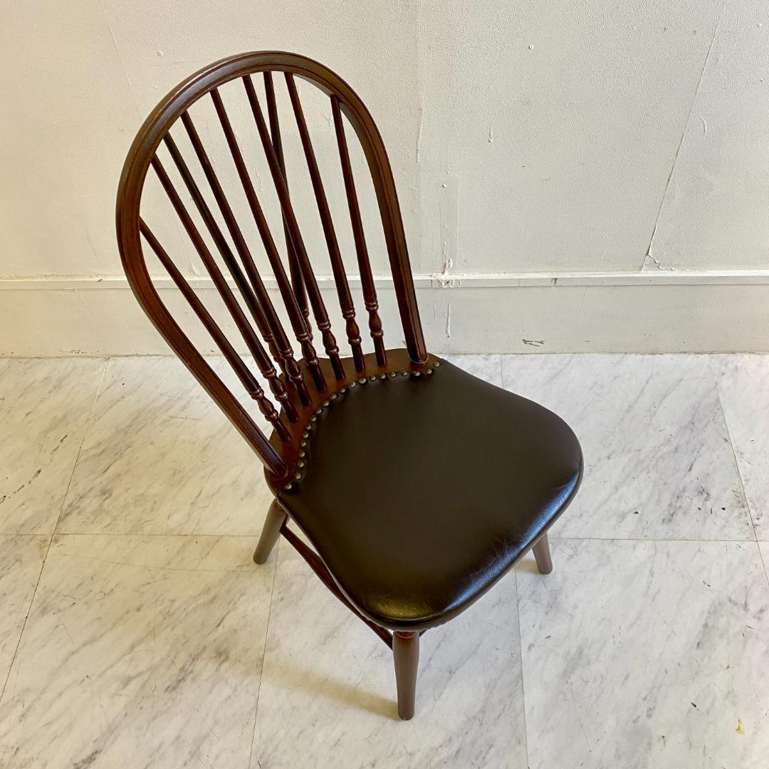 秋田木工 ビンテージ ダイニングチェア ① 木製 曲木椅子 レザー 鋲打ち