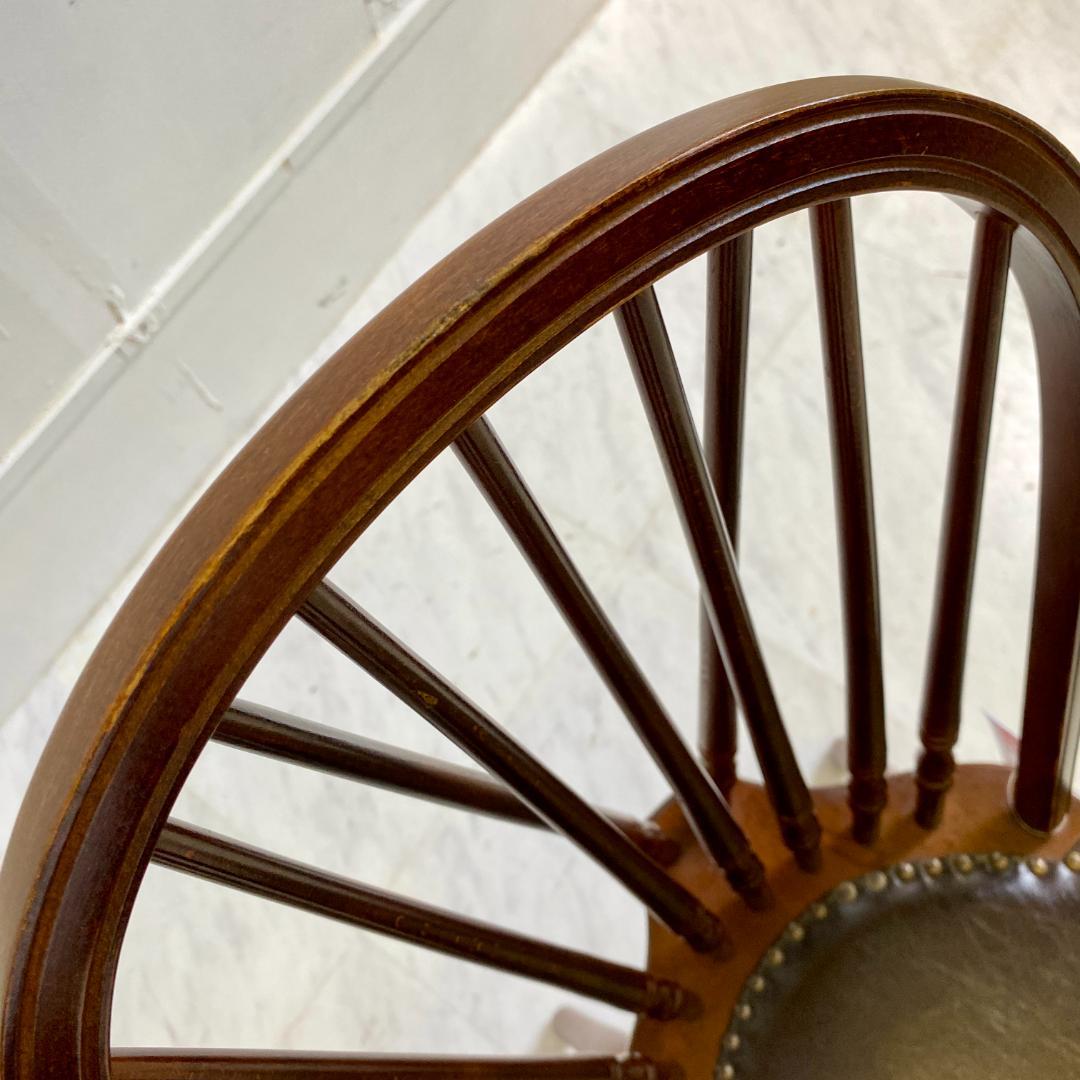 秋田木工 ビンテージ ダイニングチェア ① 木製 曲木椅子 レザー 鋲打ち