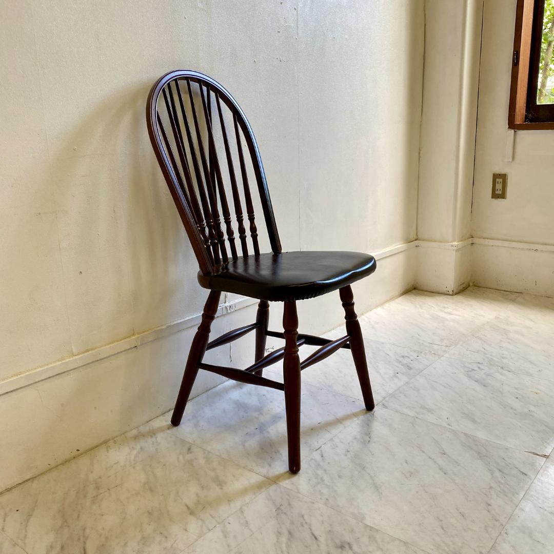 秋田木工 ビンテージ ダイニングチェア ① 木製 曲木椅子 レザー 鋲打ち