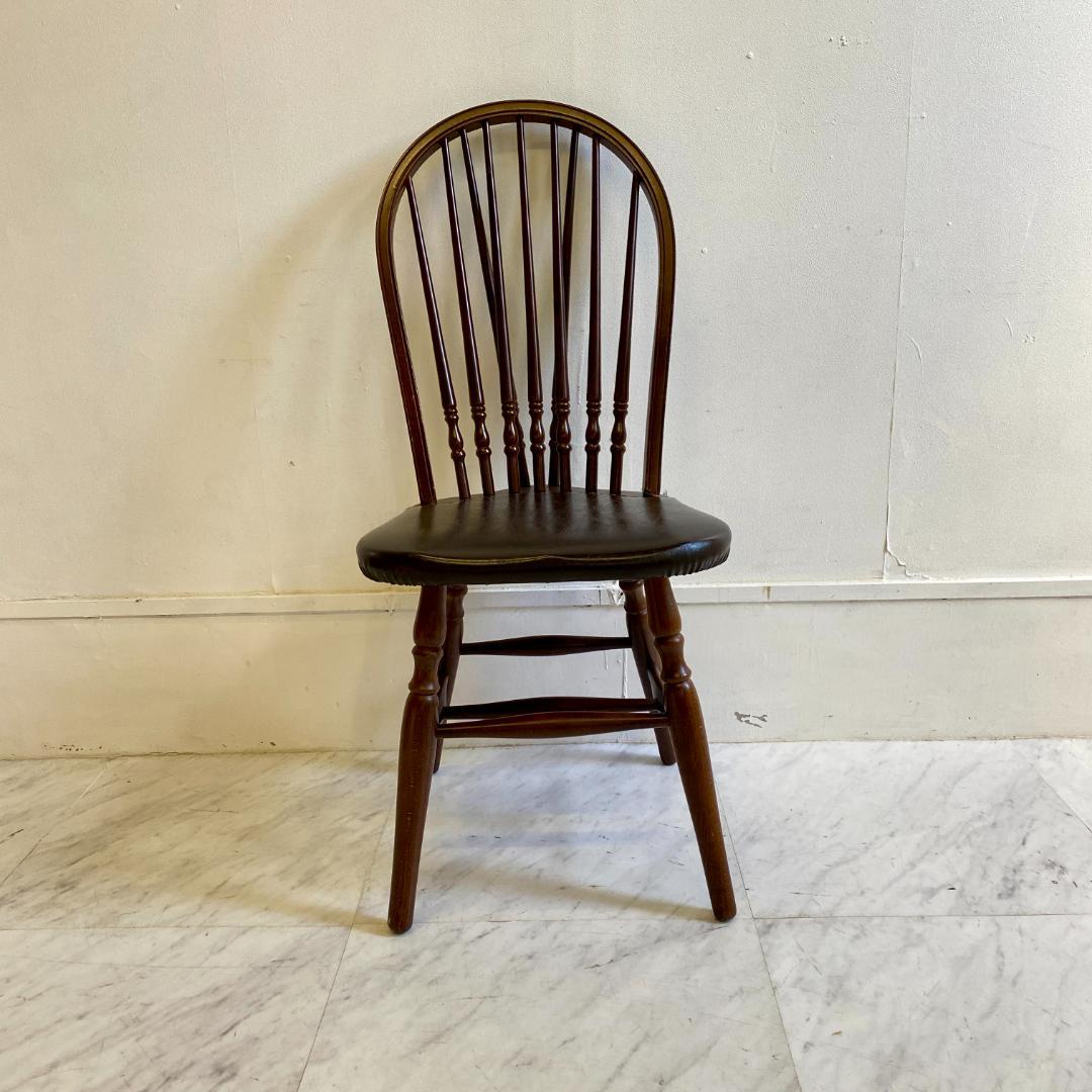 秋田木工 ビンテージ ダイニングチェア ① 木製 曲木椅子 レザー 鋲打ち