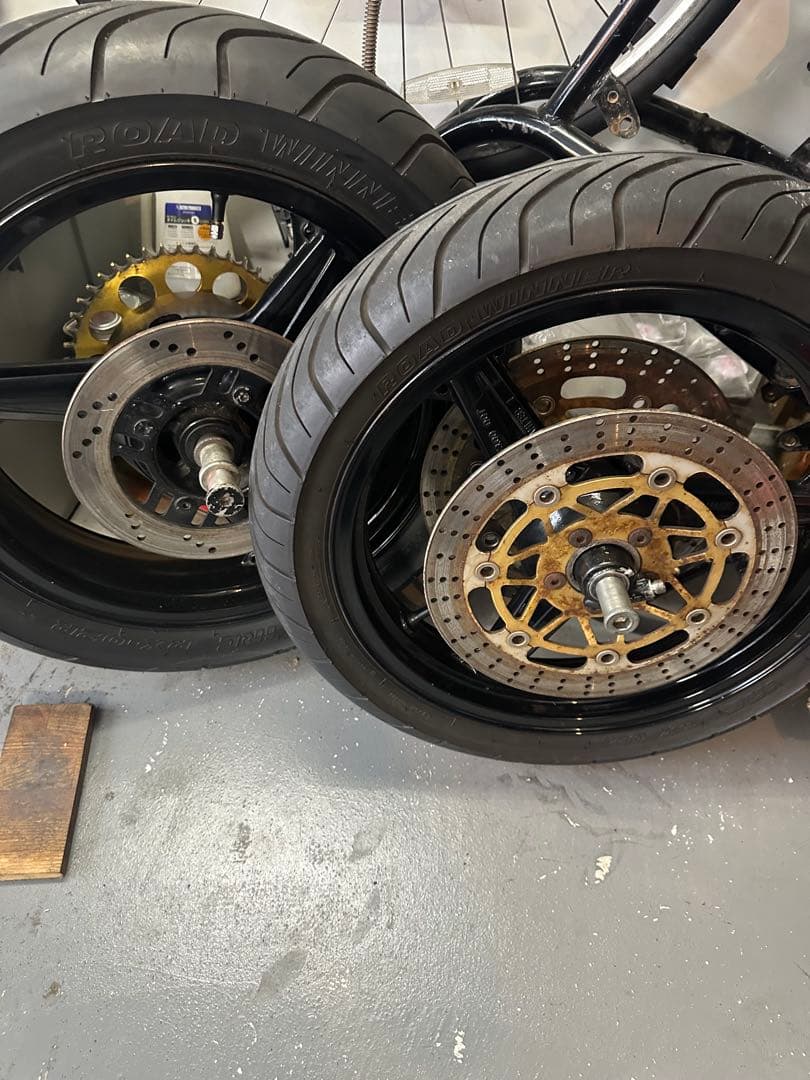 ゼファーX 前後ホイール