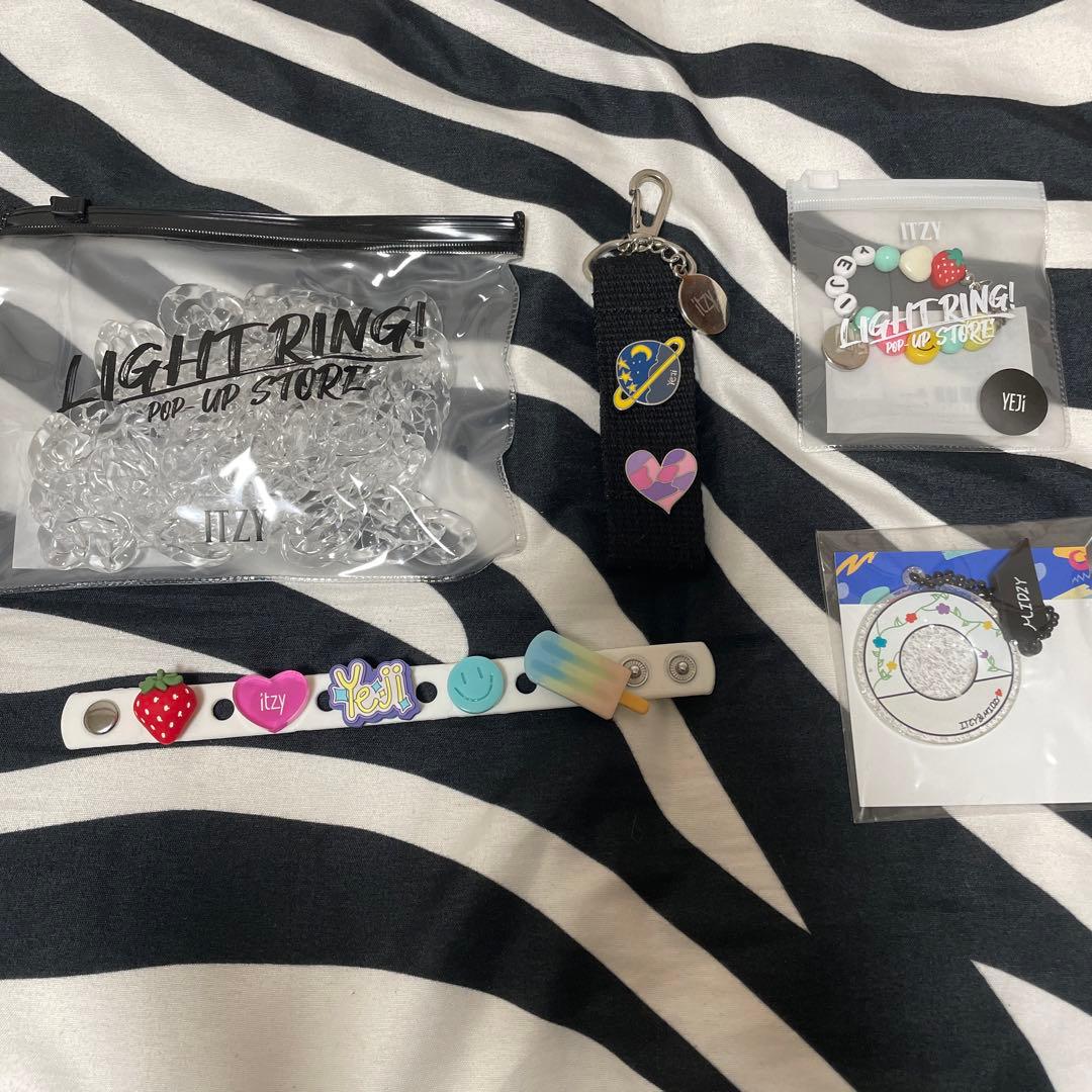 K-POP・アジア ITZY