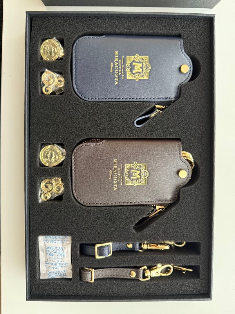 【新品未使用】ミラコスタホテル　本革ペアキーケース