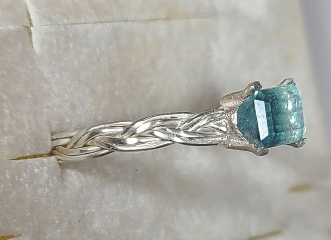 ringoブルーグラデーション!★アフガニスタン産バイカラートルマリン★