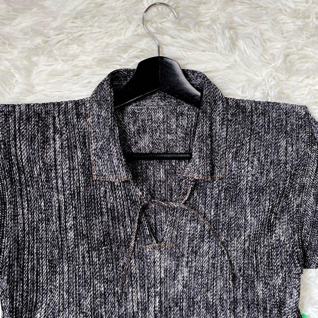 イッセイミヤケ PLEATSPLEASE デニム転写　変形　プリーツ　トップス