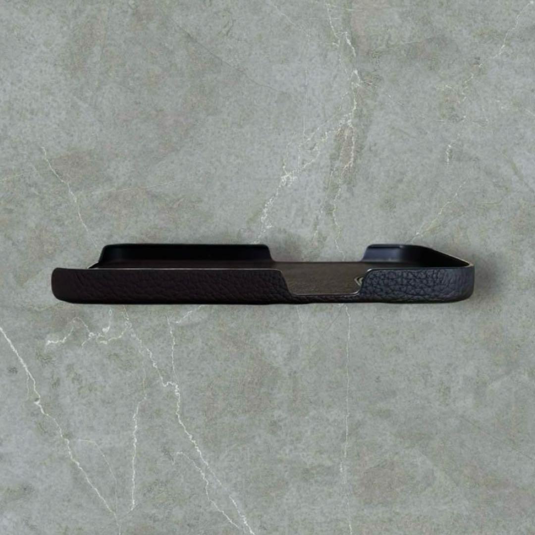 BONAVENTURA iPhone 15バックカバーケース ボッタラートレザー
