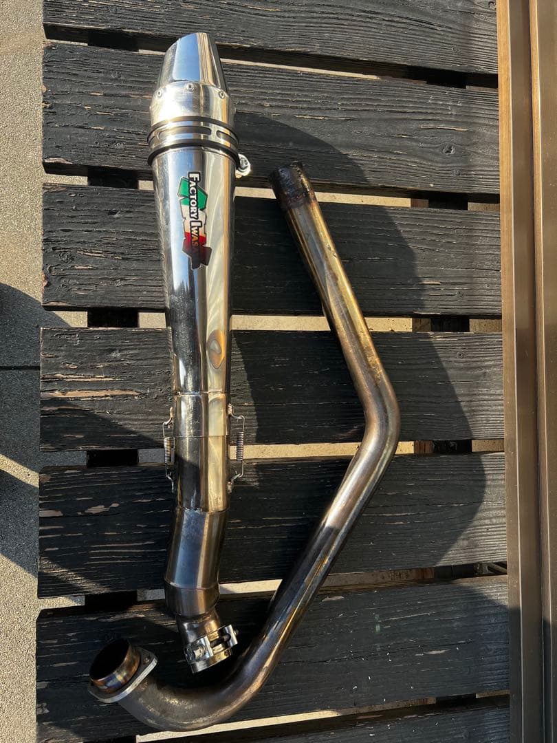 SR400 ファクトリーイワサワマフラー