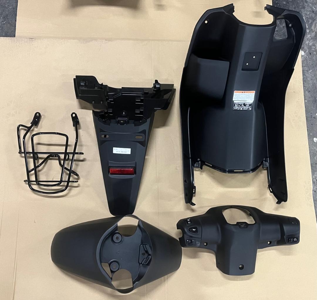 【白】HONDA ホンダ 純正 /ホワイト タクト ベーシック AF79 ボディ