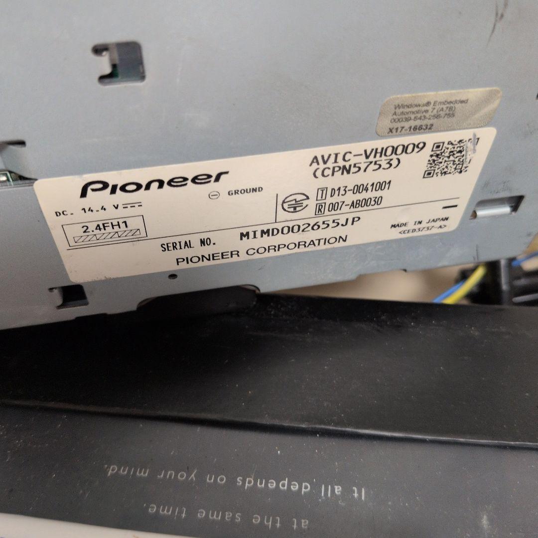 244 タッチパネル不良ジャンク品 AVIC-VH0009 カロッツェリア