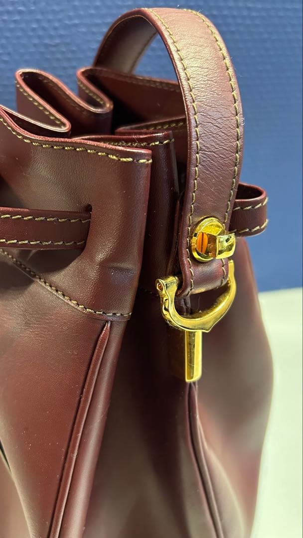 ［超美品］CARTIER マストライン 巾着 ショルダーバッグ