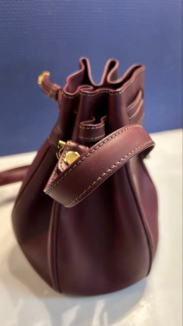 ［超美品］CARTIER マストライン 巾着 ショルダーバッグ